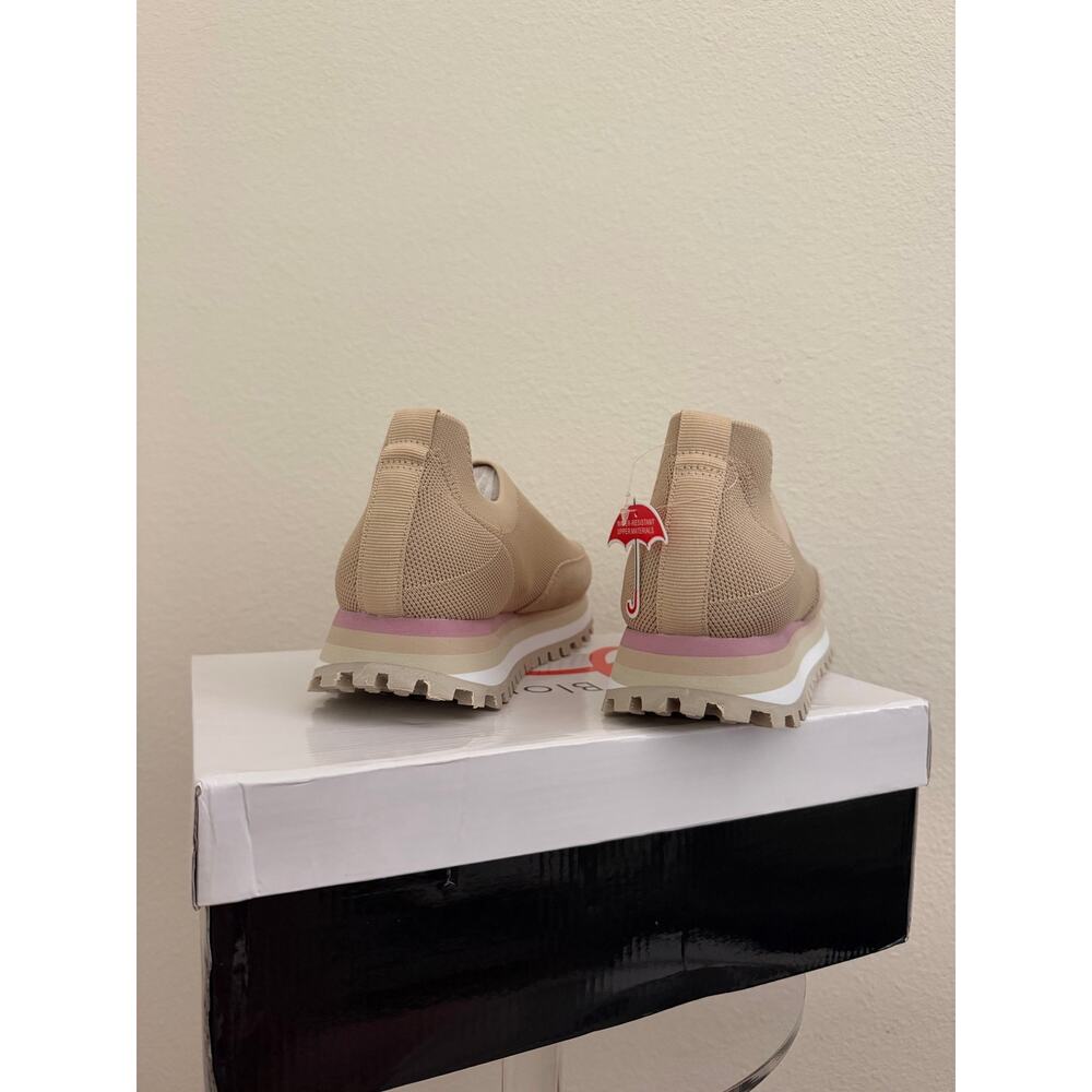 New Blondo Lakelyn Knit Sneaker tan size 8 1/2 - Picture 4 of 4